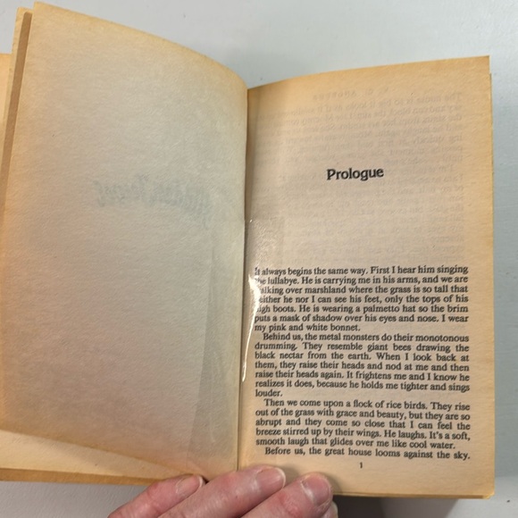 📚2/$6 Hidden Jewel #4 in the Landry Series - Picture 9 of 12